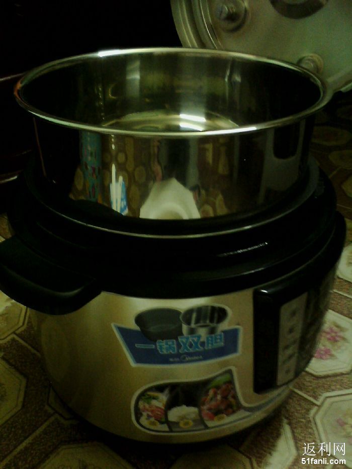 201158203252251_700.jpg
